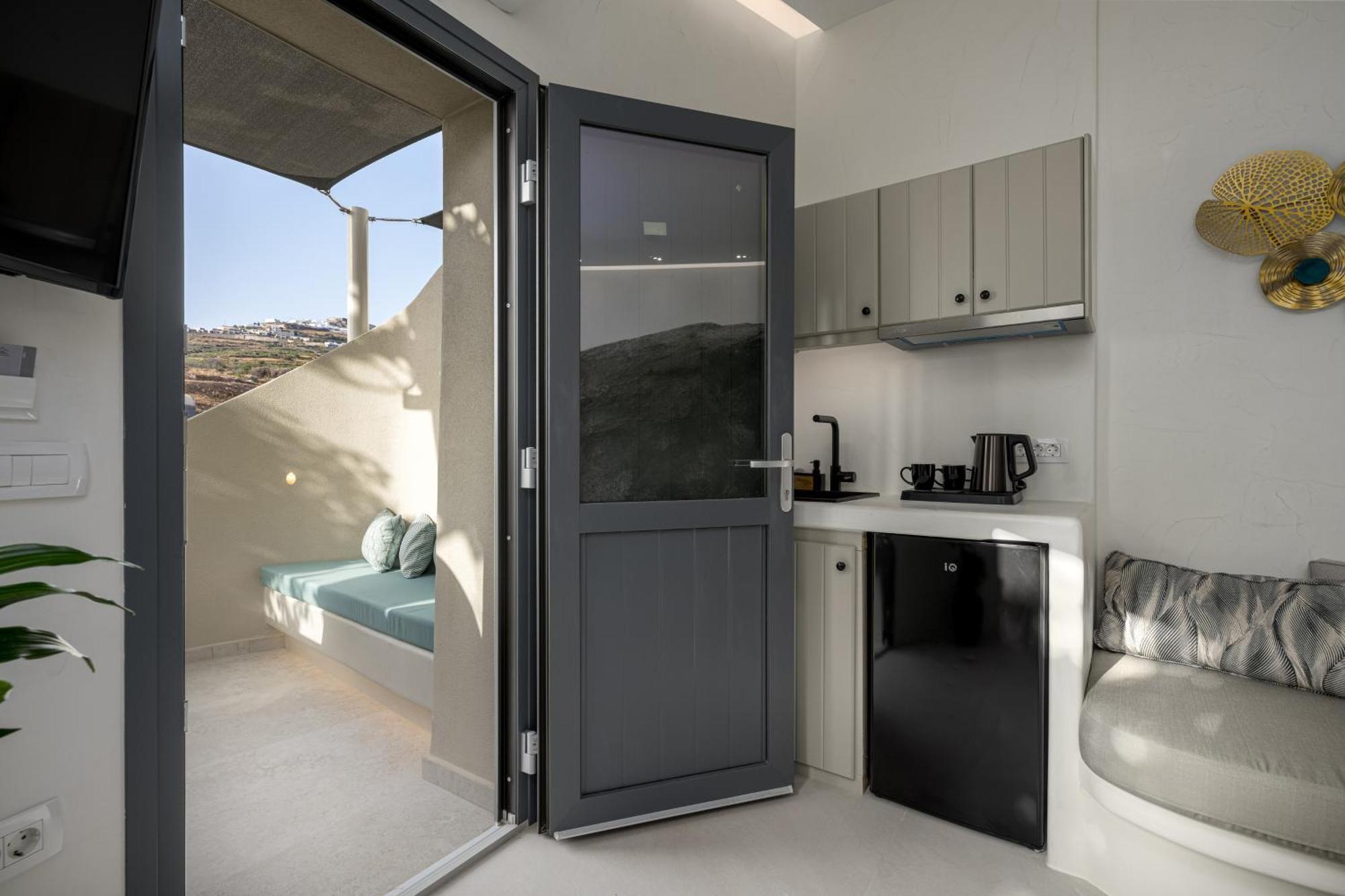 Galaria Serenity Suites Vóthon Eksteriør billede